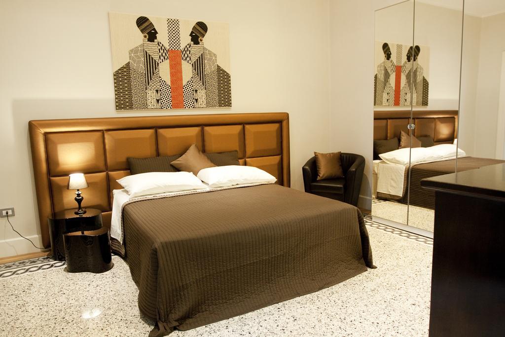 Palazzo 900 Couette-café Brindisi